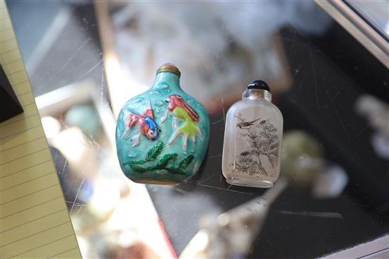 A group of Chinese snuff bottles (5)